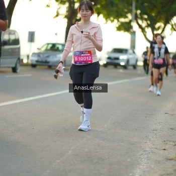 Runner Photo 3894659