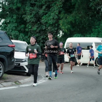Runner Photo 3894663