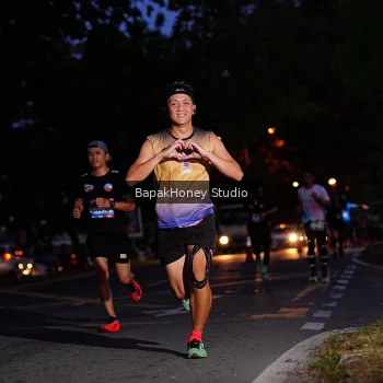 Runner Photo 3894677