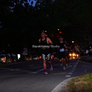 Runner Photo 3894686