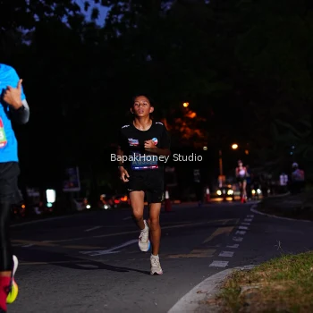 Runner Photo 3894694
