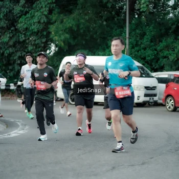 Runner Photo 3894707