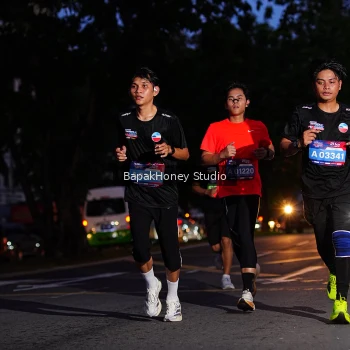 Runner Photo 3894778