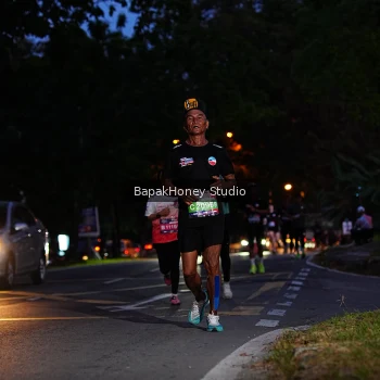 Runner Photo 3894841