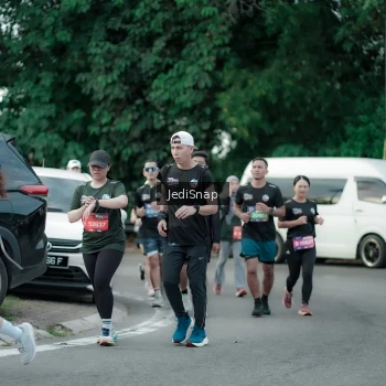 Runner Photo 3894852
