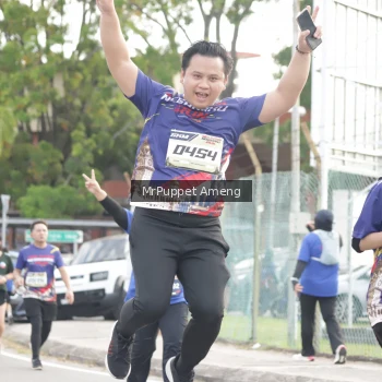 Runner Photo 3894905