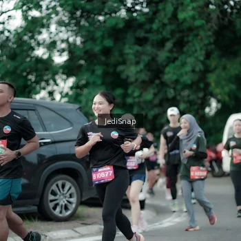 Runner Photo 3894932