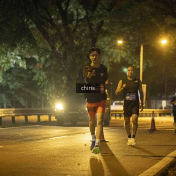 Runner Photo 3894965