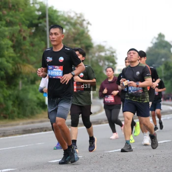 Runner Photo 3894983