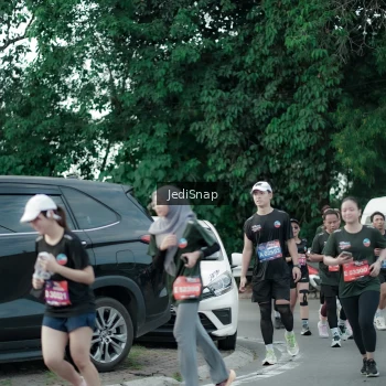 Runner Photo 3894984