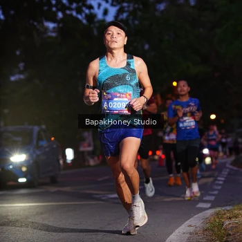 Runner Photo 3895009