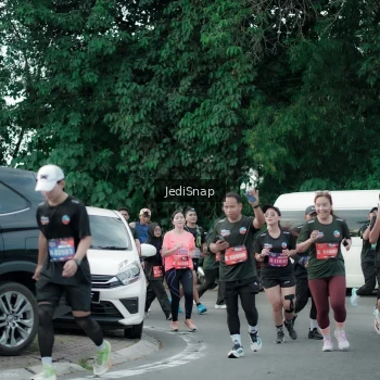 Runner Photo 3895011