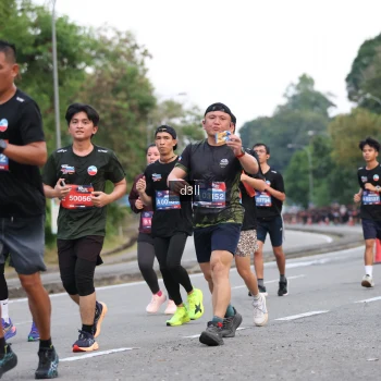 Runner Photo 3895032