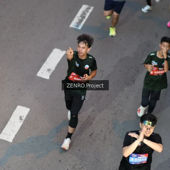Runner Photo 3895060