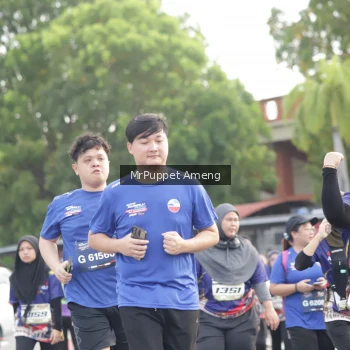 Runner Photo 3895075