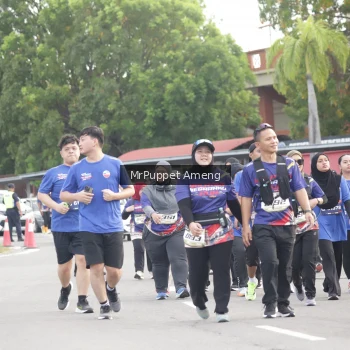 Runner Photo 3895081