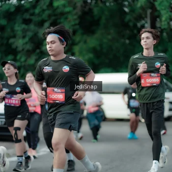 Runner Photo 3895093