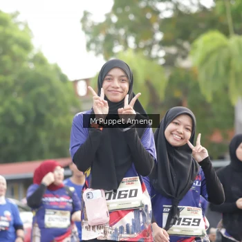 Runner Photo 3895100