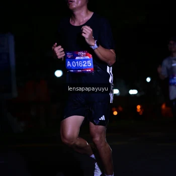 Runner Photo 3895149