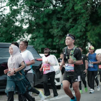 Runner Photo 3895169