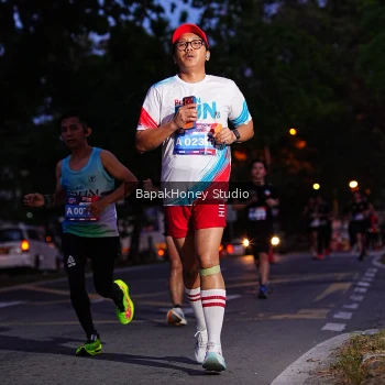 Runner Photo 3895171