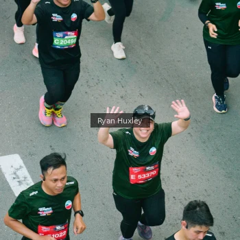 Runner Photo 3895173
