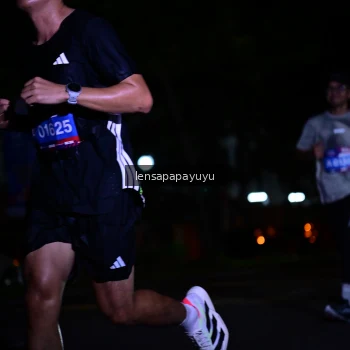 Runner Photo 3895179