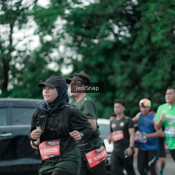 Runner Photo 3895189