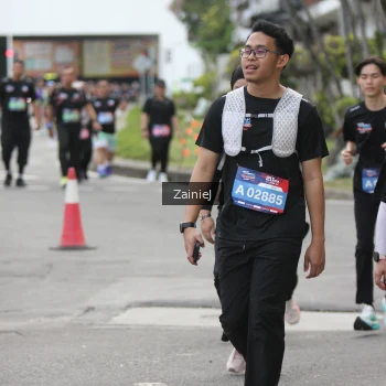 Runner Photo 3895214