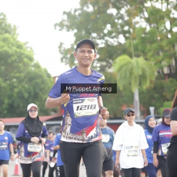 Runner Photo 3895216