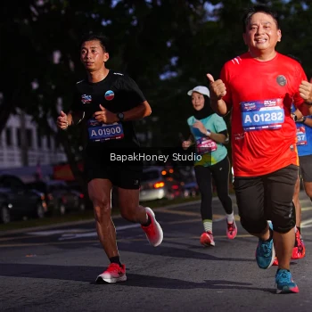 Runner Photo 3895225