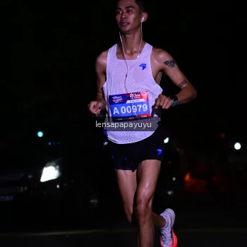 Runner Photo 3895256