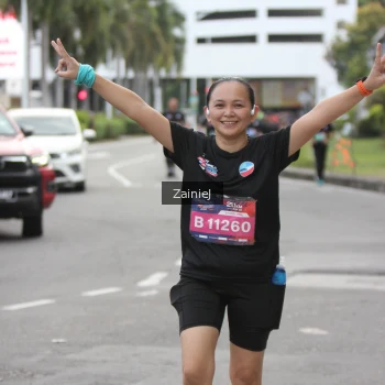 Runner Photo 3895276