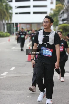 Runner Photo 3895277