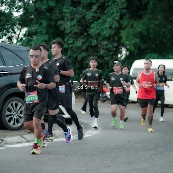 Runner Photo 3895330