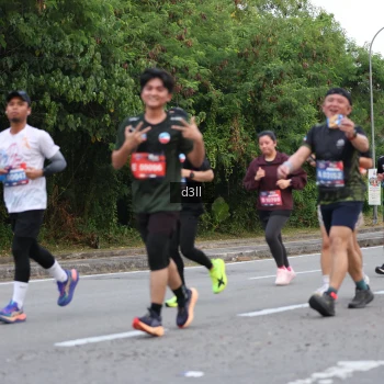 Runner Photo 3895332