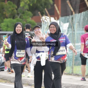 Runner Photo 3895334