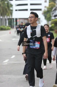 Runner Photo 3895376