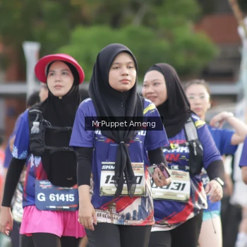 Runner Photo 3895377