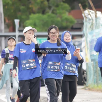 Runner Photo 3895384