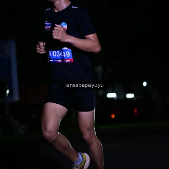 Runner Photo 3895387