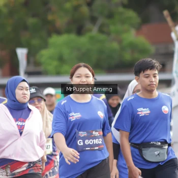 Runner Photo 3895424