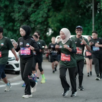Runner Photo 3895429