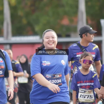 Runner Photo 3895446