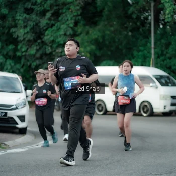 Runner Photo 3895469