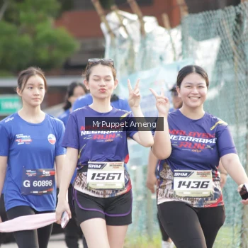 Runner Photo 3895473