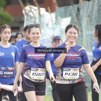 Runner Photo 3895475