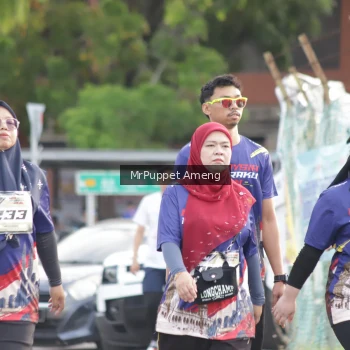 Runner Photo 3895476