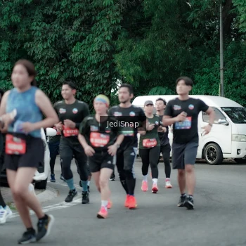 Runner Photo 3895503