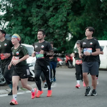 Runner Photo 3895517
